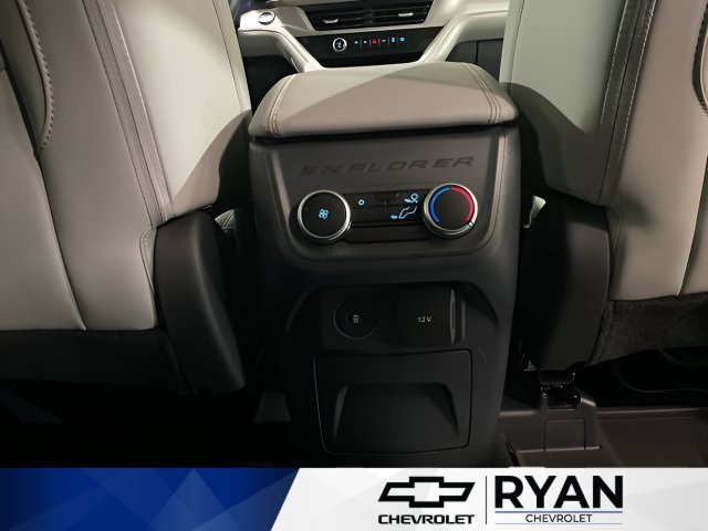 Used 2026 Ford Explorer Active w/ Active Comfort Package AWD/4WD image 34