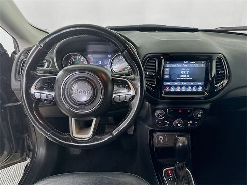 Used 2020 Jeep Compass Limited image 19