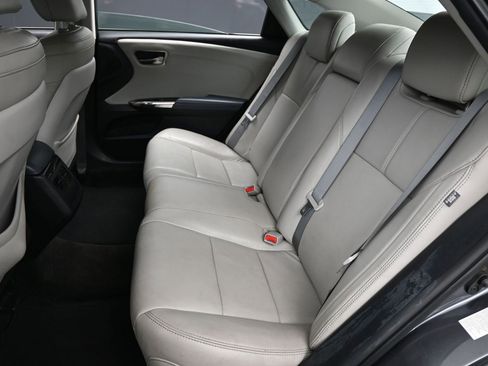 Used 2013 Toyota Avalon XLE Touring FWD image 11