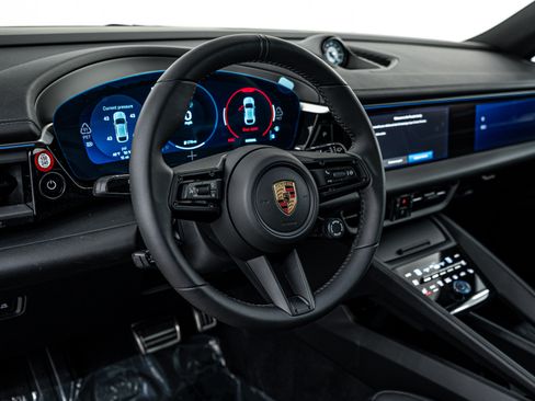 New 2025 Porsche Macan 4S Electric image 16