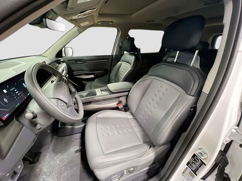 New 2026 Kia EV9 Wind image 21