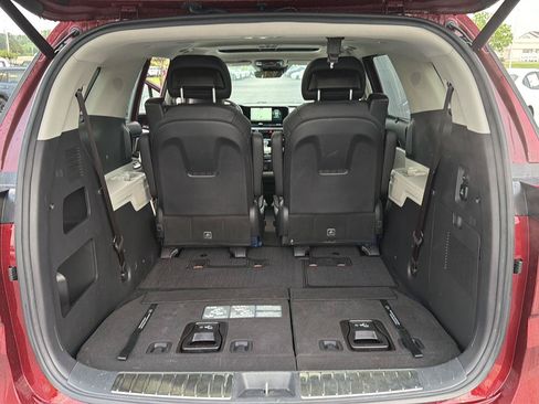 Used 2024 Kia Carnival SX Prestige FWD image 33