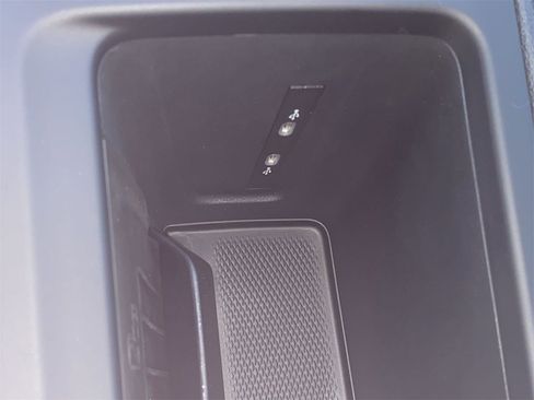 New 2025 Volkswagen Tiguan S image 24