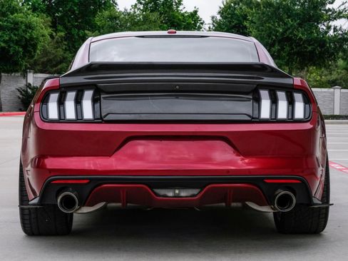 Used 2016 Ford Mustang GT Premium w/ Equipment Group 401A image 7