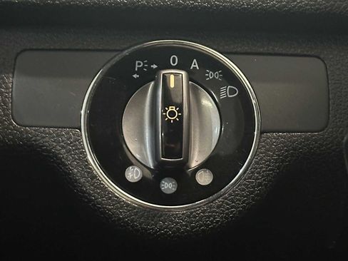 Used 2008 Mercedes-Benz C 300 Luxury image 19