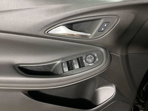 Certified 2023 Buick Encore GX Preferred w/ Cold Weather Comfort Package AWD/4WD image 13
