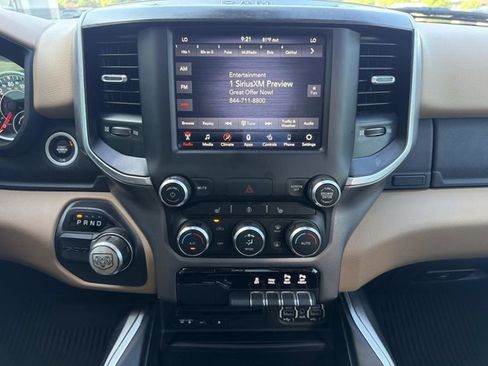 Used 2019 RAM 1500 Big Horn RWD image 32