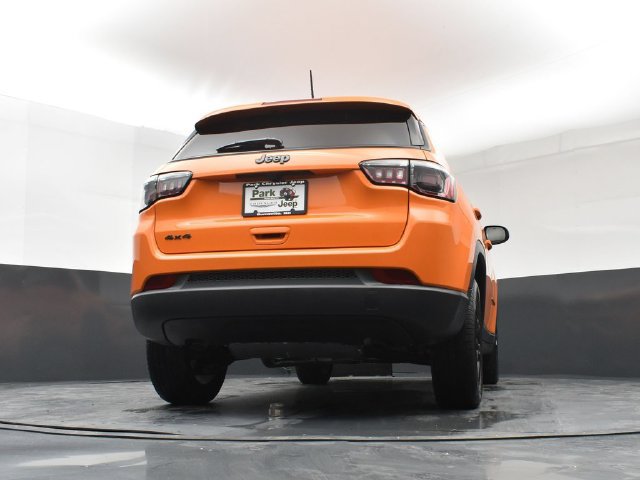 New 2026 Jeep Compass Latitude AWD/4WD image 23