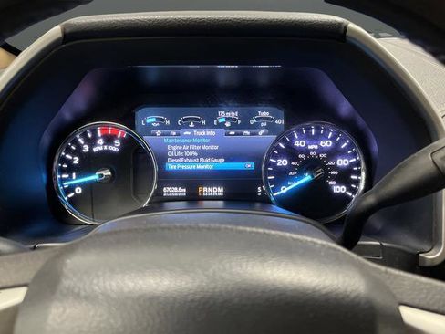 Used 2022 Ford F250 Lariat image 17
