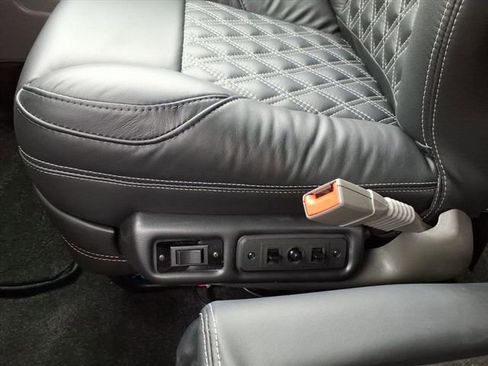 New 2026 GMC Savana 2500 w/ Driver Convenience Package image 26