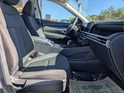 Certified 2025 Hyundai Tucson SEL FWD image 26