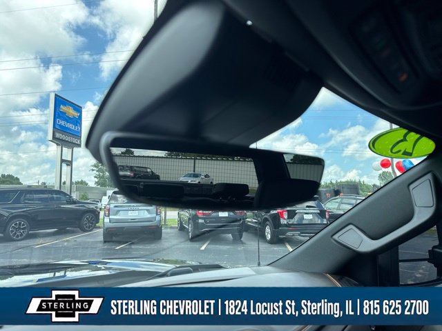 Used 2023 GMC Sierra 1500 AT4 w/ Technology Package AWD/4WD image 39