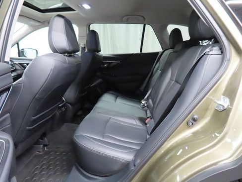 Used 2023 Subaru Outback Touring AWD/4WD image 13