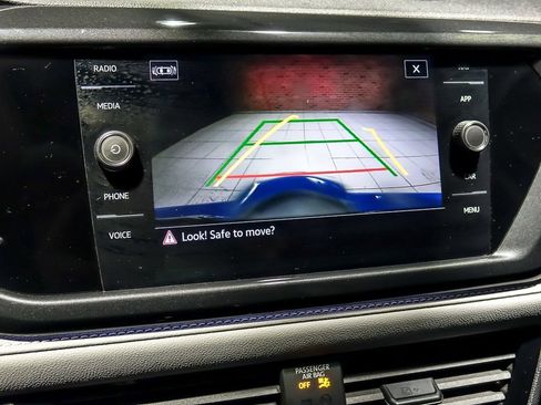 Used 2023 Volkswagen Taos SEL image 25