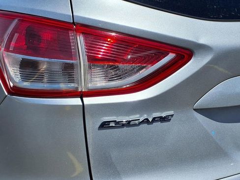 Used 2014 Ford Escape SE FWD image 21
