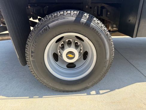 Used 2021 Chevrolet Silverado 3500 W/T RWD image 68