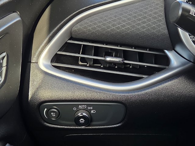 Used 2022 Chevrolet Malibu LT FWD image 20