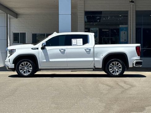 Used 2022 GMC Sierra 1500 Denali AWD/4WD image 5