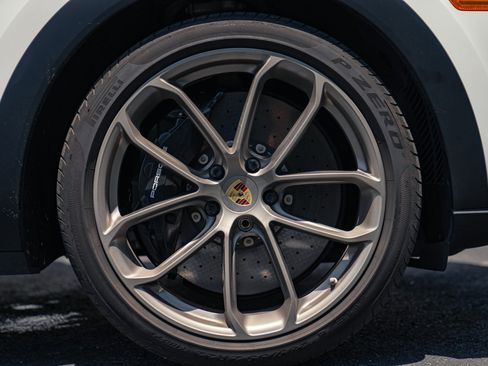 Used 2022 Porsche Cayenne Turbo GT AWD/4WD image 7