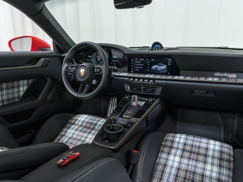 Used 2025 Porsche 911 Turbo S image 23