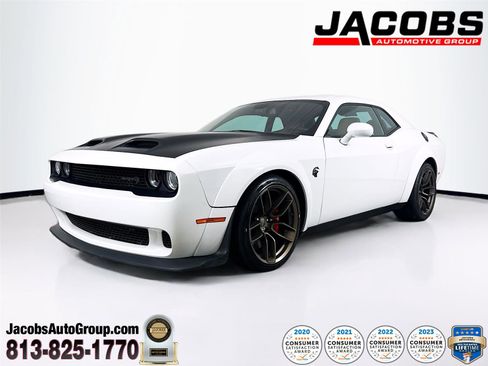 Used 2022 Dodge Challenger SRT Hellcat RWD image 1