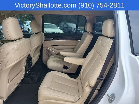 Used 2021 Jeep Grand Cherokee L Limited image 20