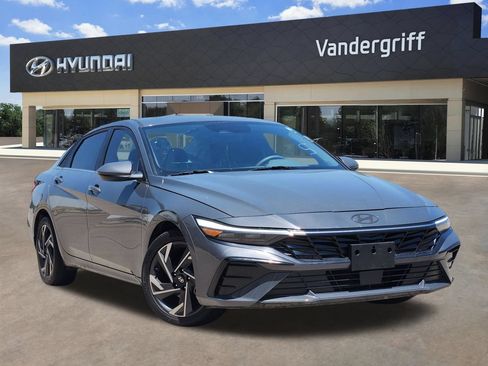 Used 2024 Hyundai Elantra SEL w/ Convenience Package FWD image 1