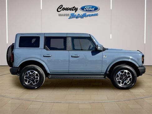 New 2025 Ford Bronco Outer Banks image 22