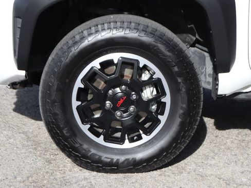 Used 2024 Toyota Tacoma TRD Off-Road w/ TRD Off Road Premium Package AWD/4WD image 41