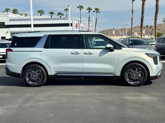 New 2026 Kia Carnival SX video 2