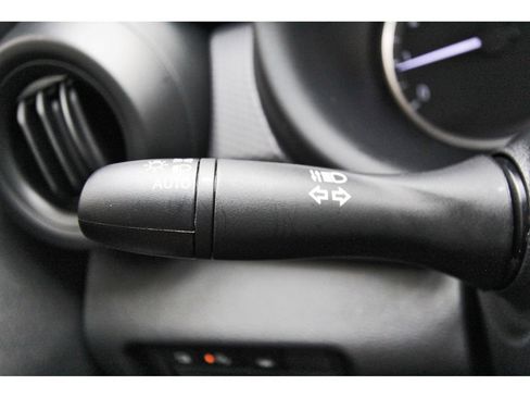 Used 2025 Nissan Kicks Play S FWD image 15