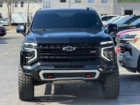 Used 2025 Chevrolet Tahoe Z71 w/ Comfort Package image 2