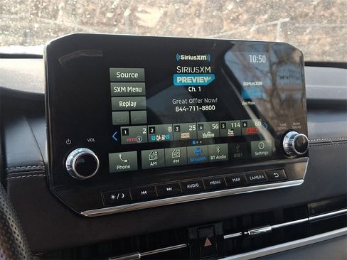 Used 2024 Mitsubishi Outlander SE image 19