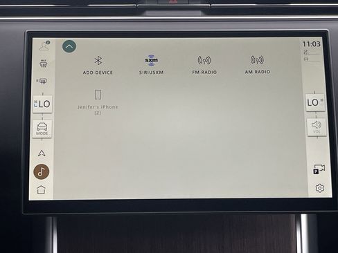 Used 2025 Land Rover Range Rover SE image 22