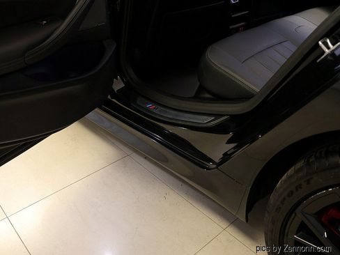 Certified 2023 BMW 540i xDrive w/ M Sport Package AWD/4WD image 29