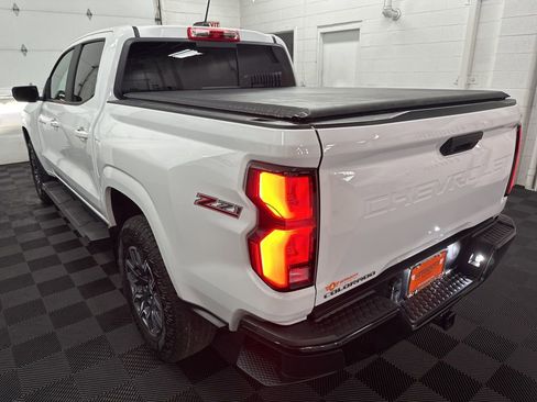 Used 2024 Chevrolet Colorado Z71 w/ Advanced Trailering Package AWD/4WD image 7