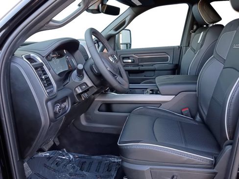 New 2026 RAM 2500 Laramie w/ Night Edition AWD/4WD image 19
