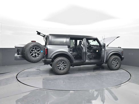 New 2025 Ford Bronco Badlands image 65