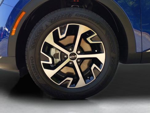 Certified 2023 Kia Sportage EX image 11