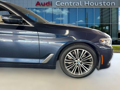 Used 2018 BMW 530i image 12