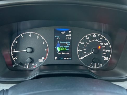 Used 2023 Toyota Corolla Cross L FWD image 20