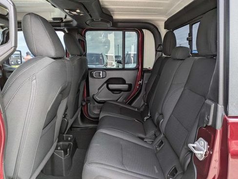 Used 2021 Jeep Gladiator Sport AWD/4WD image 13