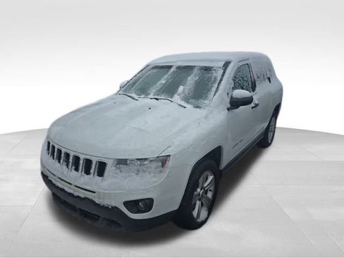 Used 2016 Jeep Compass Sport image 9