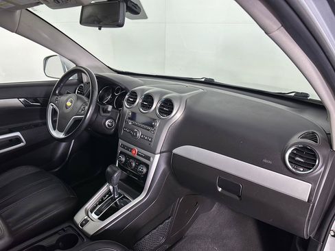 Used 2012 Chevrolet Captiva Sport LTZ AWD/4WD image 23