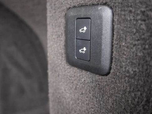 Used 2019 Land Rover Range Rover Sport HSE AWD/4WD image 34