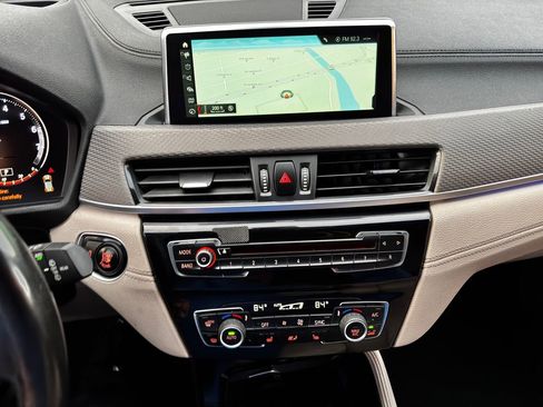 Used 2018 BMW X2 xDrive28i w/ M SportX Package image 30