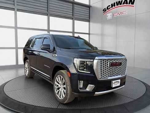 Used 2021 GMC Yukon Denali w/ Denali Ultimate Package image 2