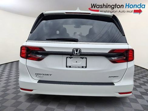 Certified 2023 Honda Odyssey Sport image 5