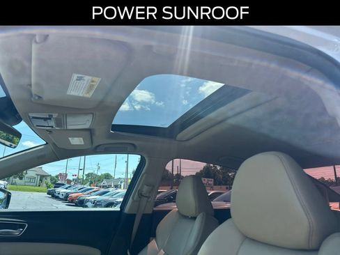 Used 2018 Acura TLX FWD image 18