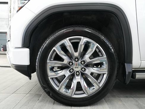 Used 2024 GMC Sierra 1500 Denali w/ Denali Reserve Package AWD/4WD image 9